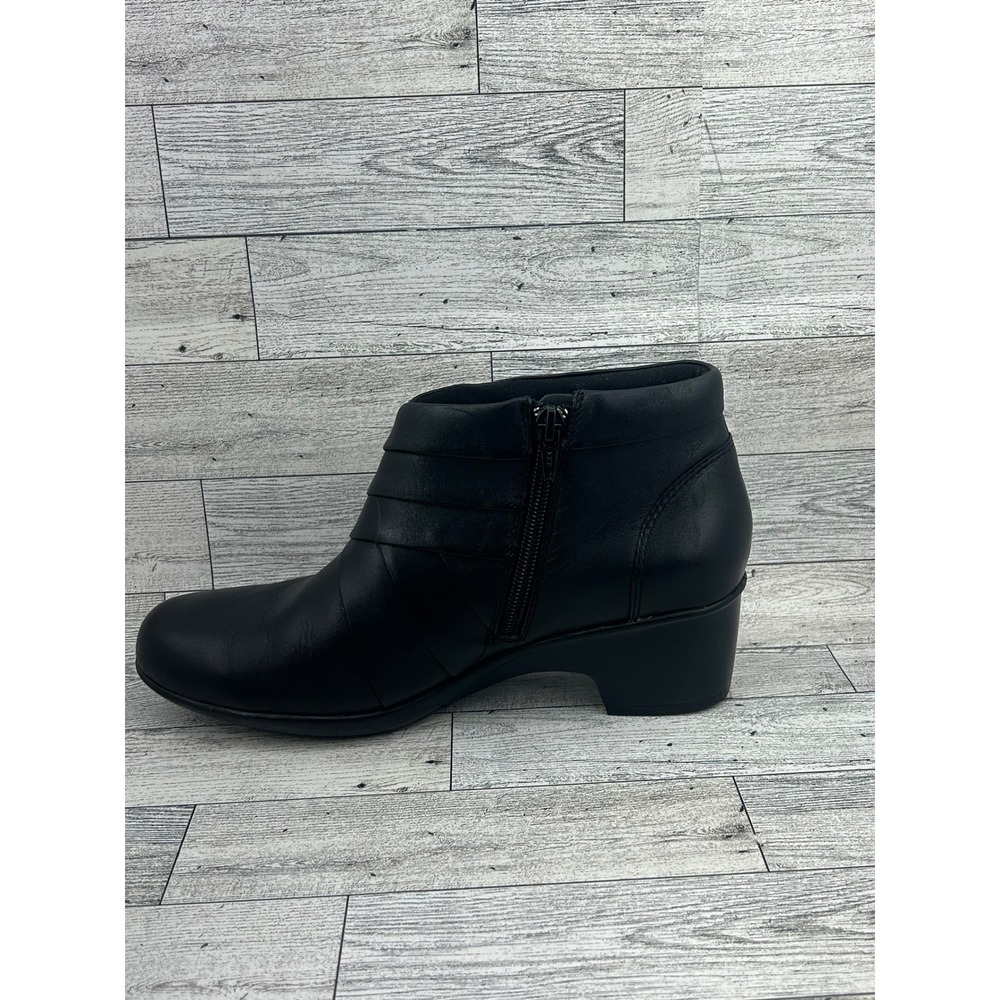 Clarks Collection Black Leather Pleated‎ Ankle Boots Women Sz 8.5M Block Heel - Picture 6 of 13